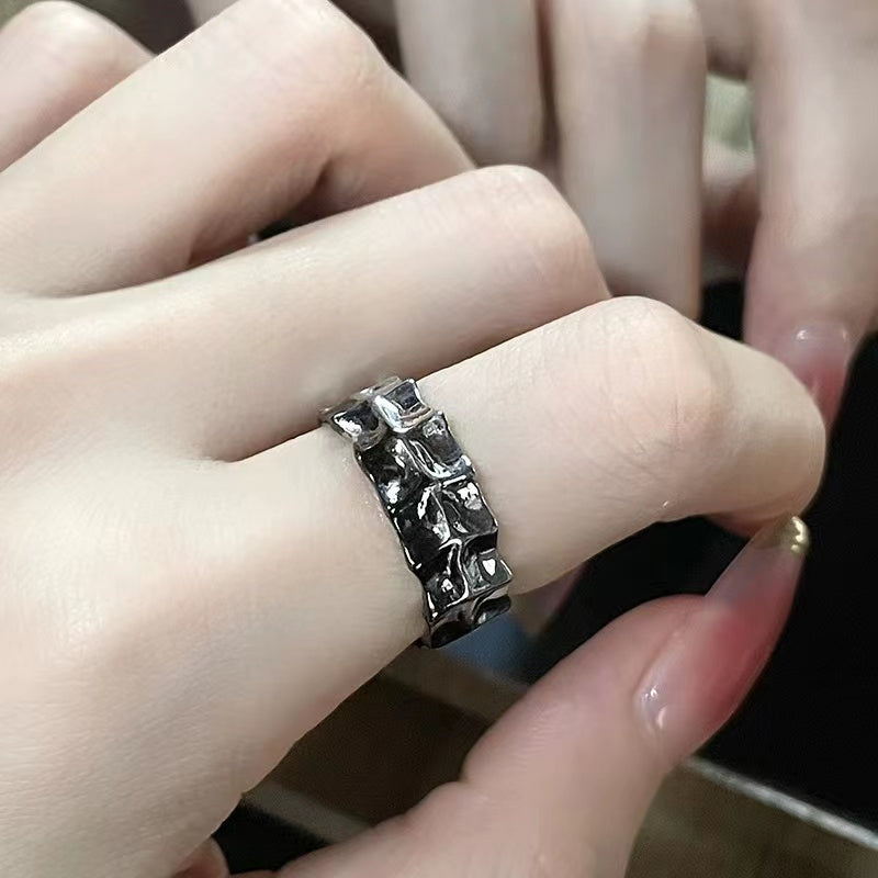 Niche design irregular French pleated texture ins dark style moonstone ring