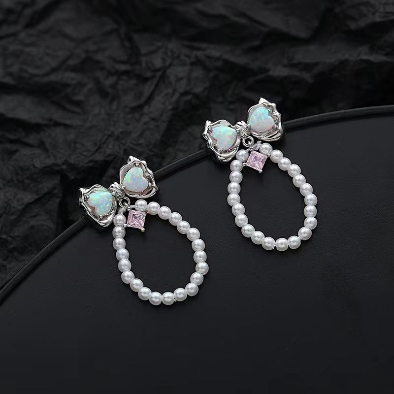 Pearl necklace female ins niche design sense sweet cool Opal bow tassel pendant Opal personality collarbone chain