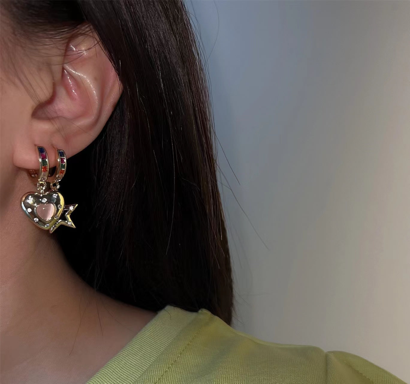 Vintage asymmetric earrings, heart-shaped earrings, gold earrings