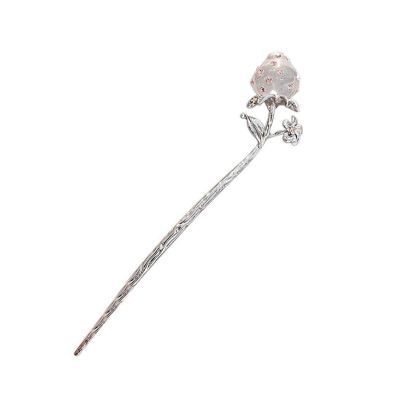 Sweet and cool strawberry design, small number of hairpins, high sense of temperament, retro Chinese coiled hairpin, simple modern hairpin woman
