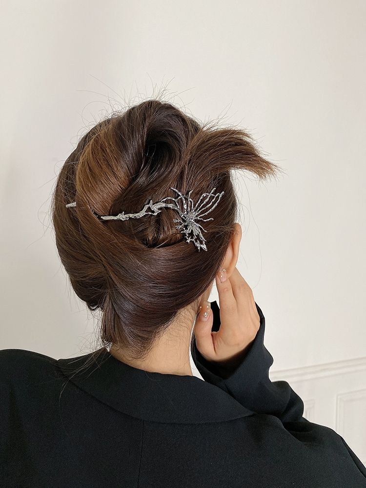 Butterfly Twisting Hairpin Women's 2022 New Fashion Clip Headwear Clamping Clip Small crowd design High level curling hair accessories