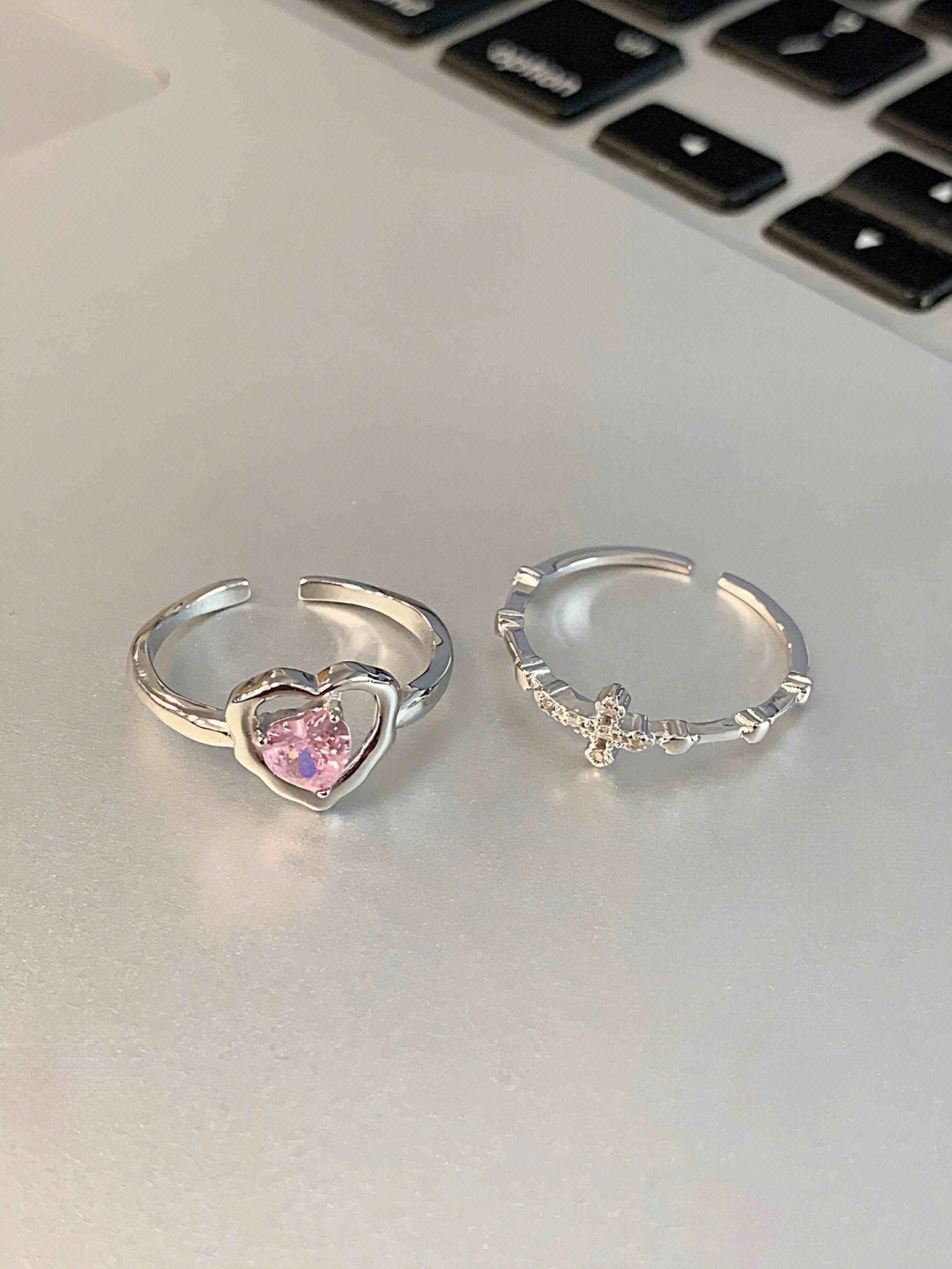 Pink diamond love ring female niche design premium feeling ring
