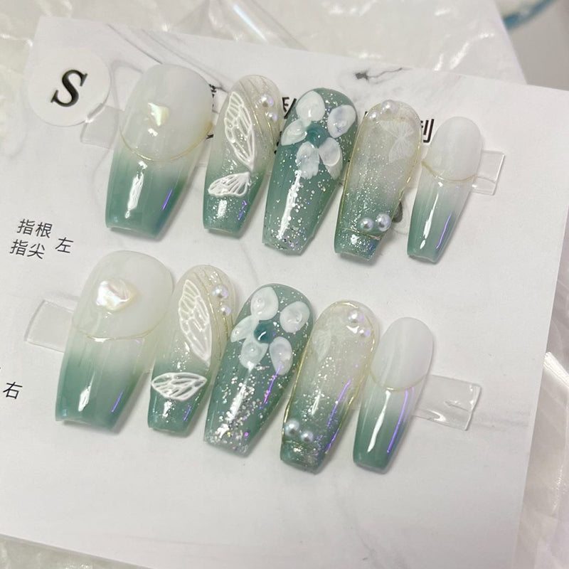 Wearing nail by hand, gilded plate, shell style, small fresh nail enhancement, students and pregnant women can wear removable and repeated nail patches