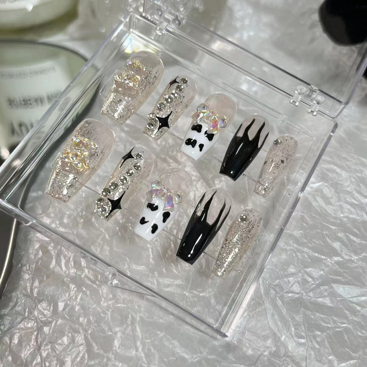 Wearing nail by hand, aurora bear aurora bow, pure desire, sweet and cool, pregnant women and students can use removable manicure