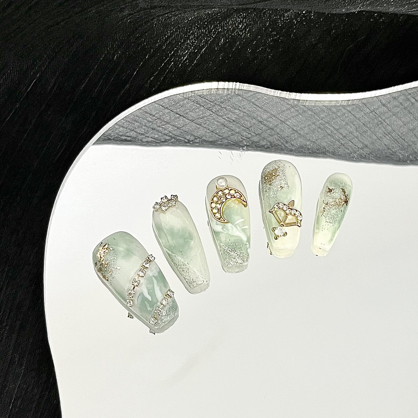 Qingqing Sea of Clouds | Oriental Aesthetics, National Style, Hand-painted Halo Dyed, Handmade Nail Enhancement, Stars and Moon Shining, Cupid's Arrow Wearing Armor