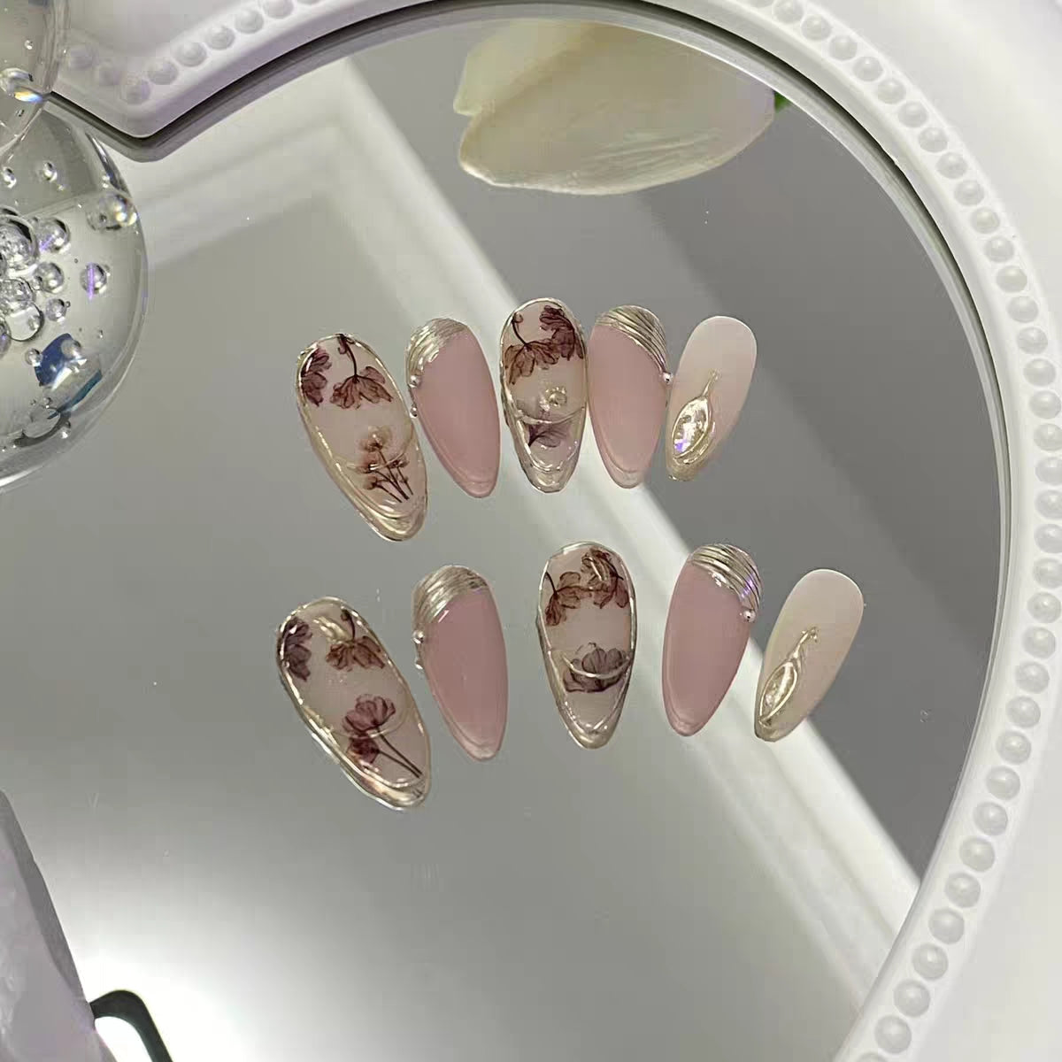Wearing nail by hand, almond shaped frosted magic mirror powder, super quality, white, pregnant women and students can be removed