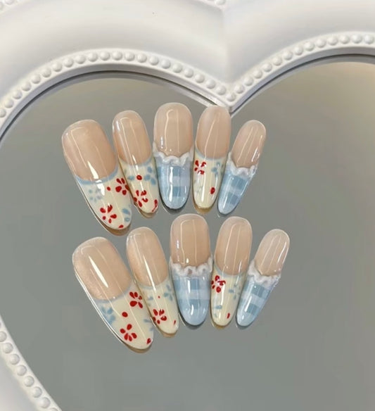 Chic Cottagecore Plaid & Floral Nail Set