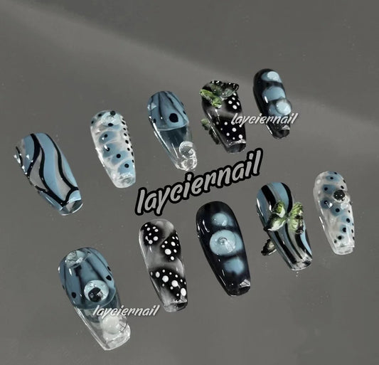 Blue High Sense Design Nails