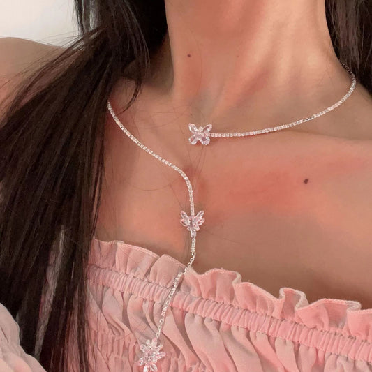 European and American Fashion Hot Butterfly Zircon Necklace Retro Light Luxury Water Diamond Long Necklace Collar Female