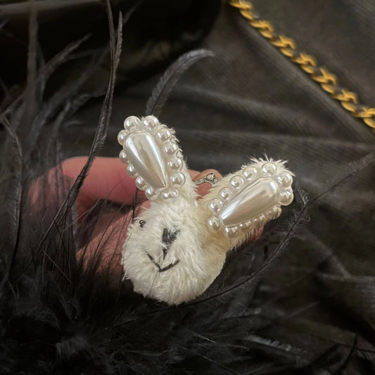 New furry and cute rabbit pearl ring, niche design, high-end sweet and cool accessories, cute ins ring