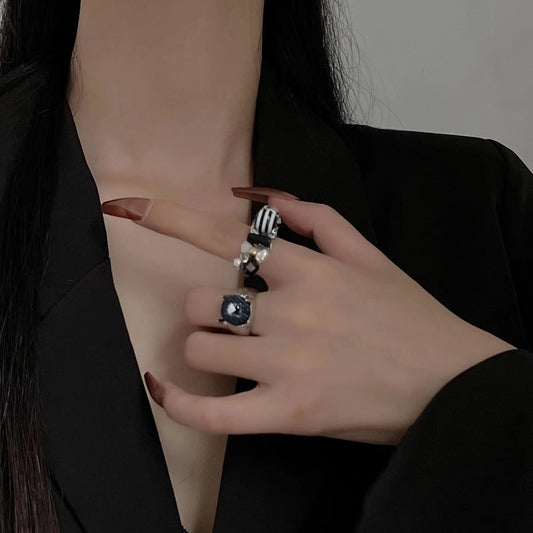 Aider Handmade Ring with Dark Black Style, Small Female Open End Ring, Retro Trend, Personalized Light Luxury, European and American Wide