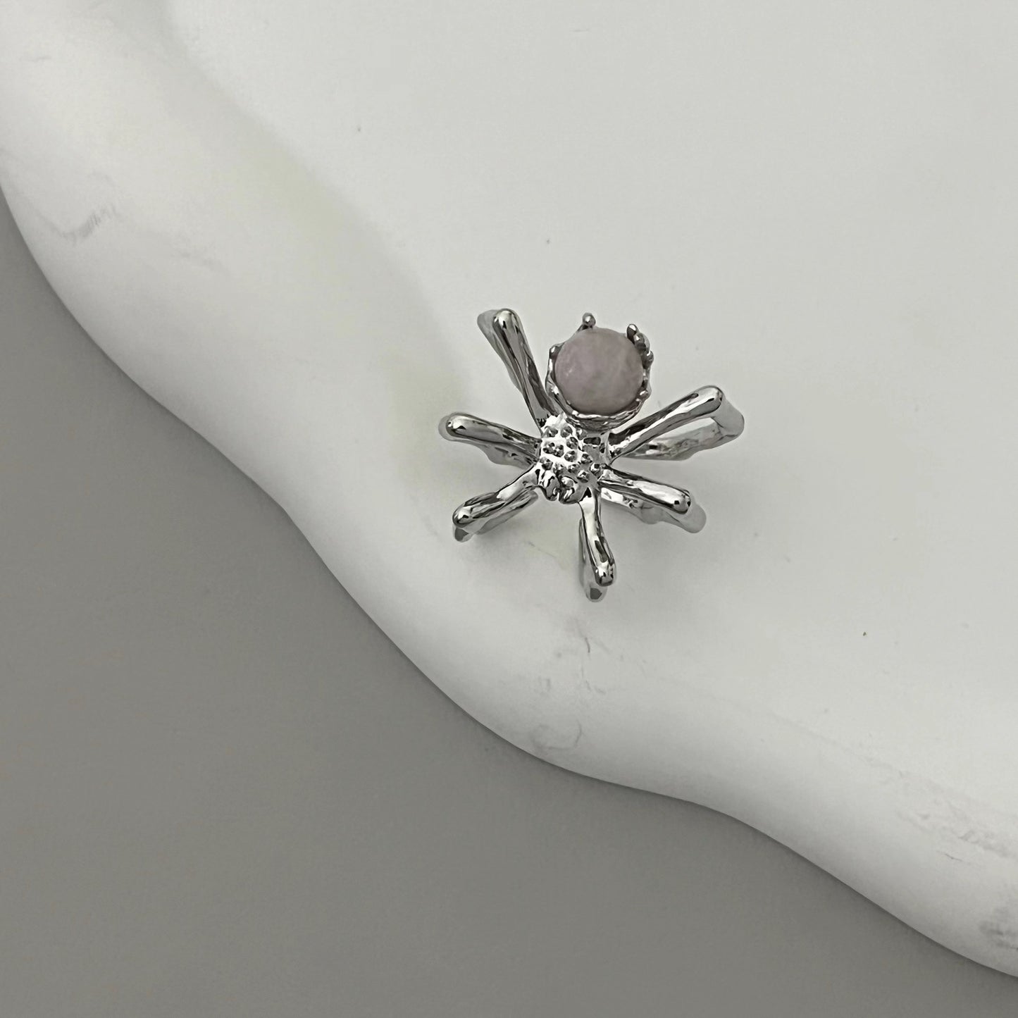 Spider Dark Punk Ring with Insignia Design, Premium Moonlight Stone Metal Cool Wind, Adjustable Opening