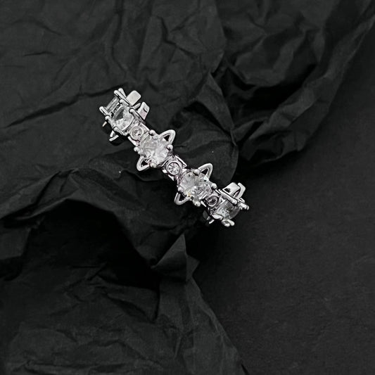 Cross ring, European and American niche design, three-dimensional Saturn minimalist temperament ring, Saturn full diamond ring