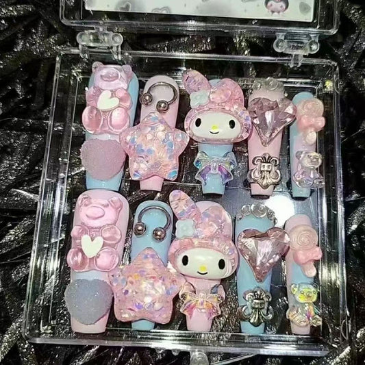 A Sweet Hug Bear Spicy Girl Wears Nail Wearing Handmade Manicure Wearing Nail Wearing