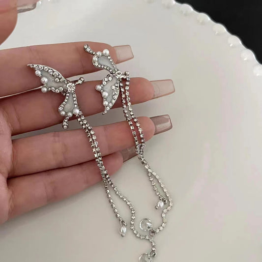 White Elf Ear Flashing Butterfly Fairy Gas Tassel Butterfly Earbone Clip Female Minority Design Sense Earrings Sweet Earrings
