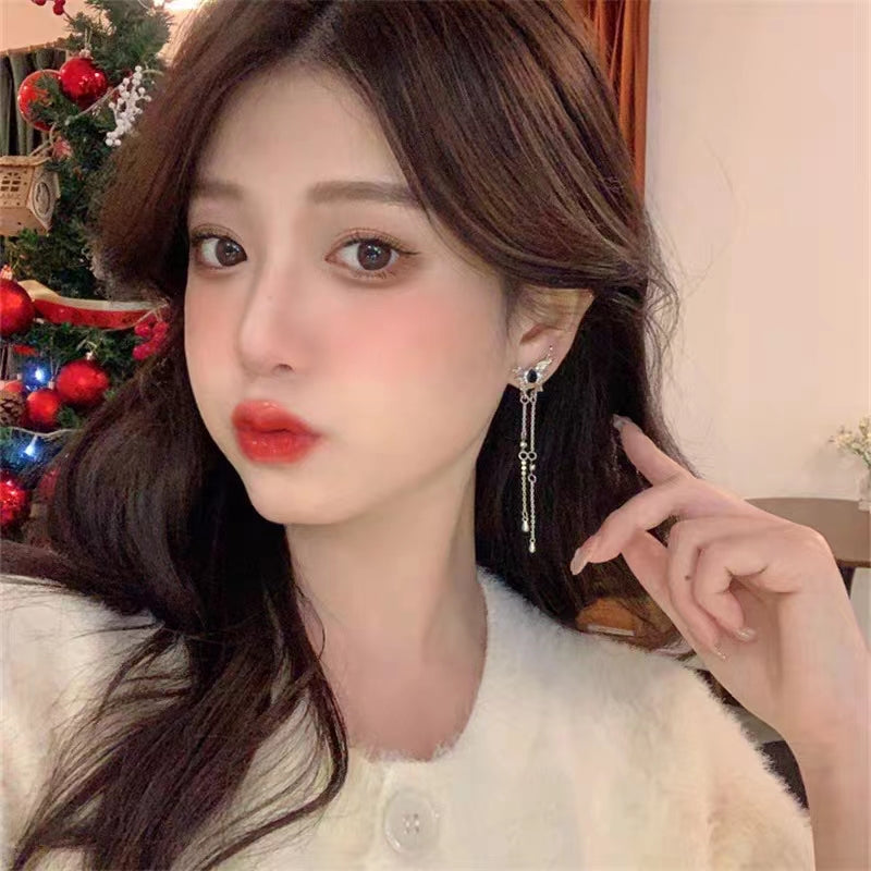 Liquid bow tassel earrings show off the face, small earrings, niche design, advanced cold style earrings, ear clips, no ear holes