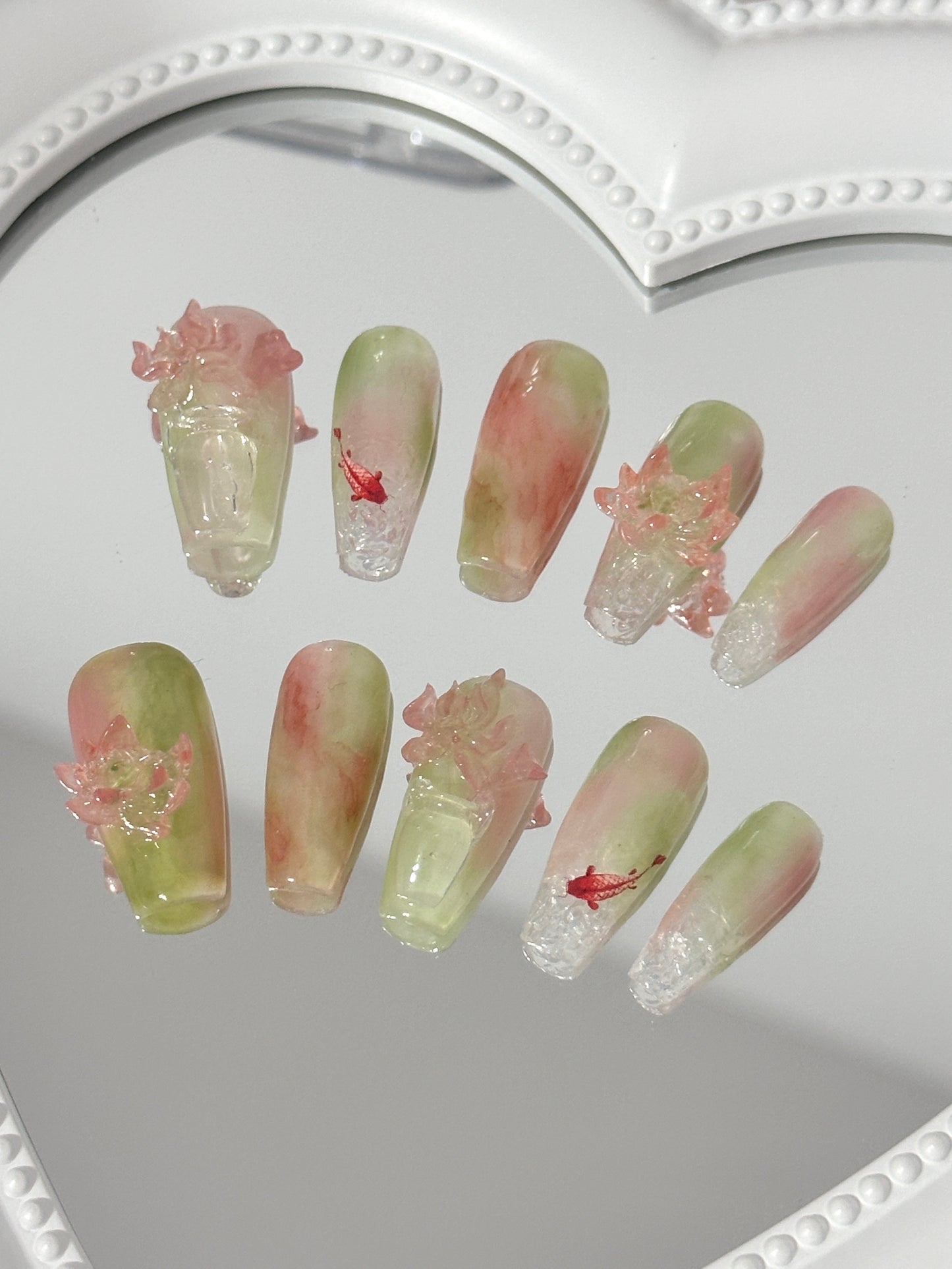Serene Lotus Pond Nail Art Set（size M）