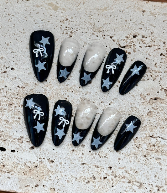 Black five-pointed star silver bow