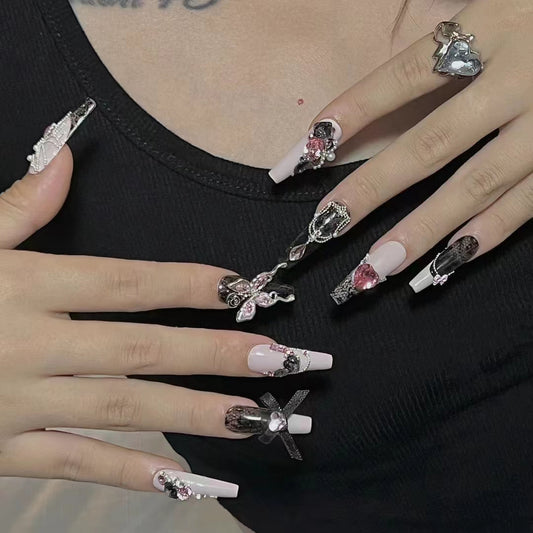 Nail art handmade wearing nail patches, pure love warrior helloKitty