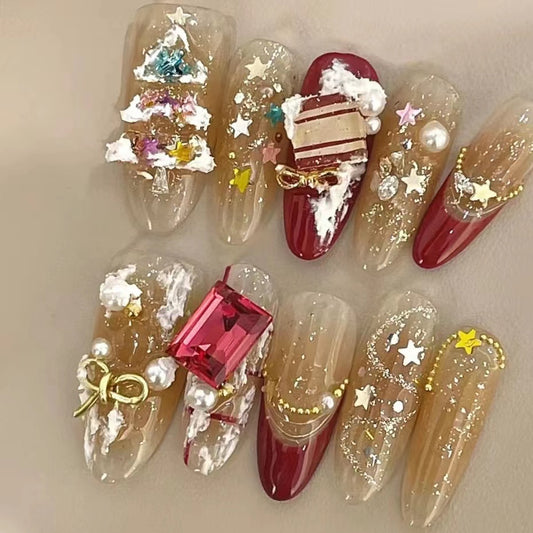 Christmas themed collaboration series, autumn and winter, with a sense of niche atmosphere. Handmade wearing armor, printed heavy-duty nail art
