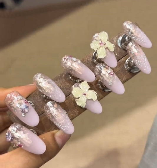 Yellow flower purple kis carved flower nails