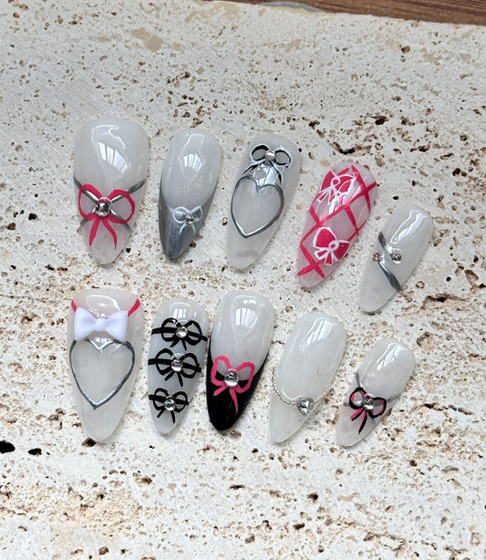 Love pink bow nails