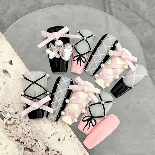 Wearing armor, ballet shoes, sweet and spicy girl, hand drawn bow, nail art
