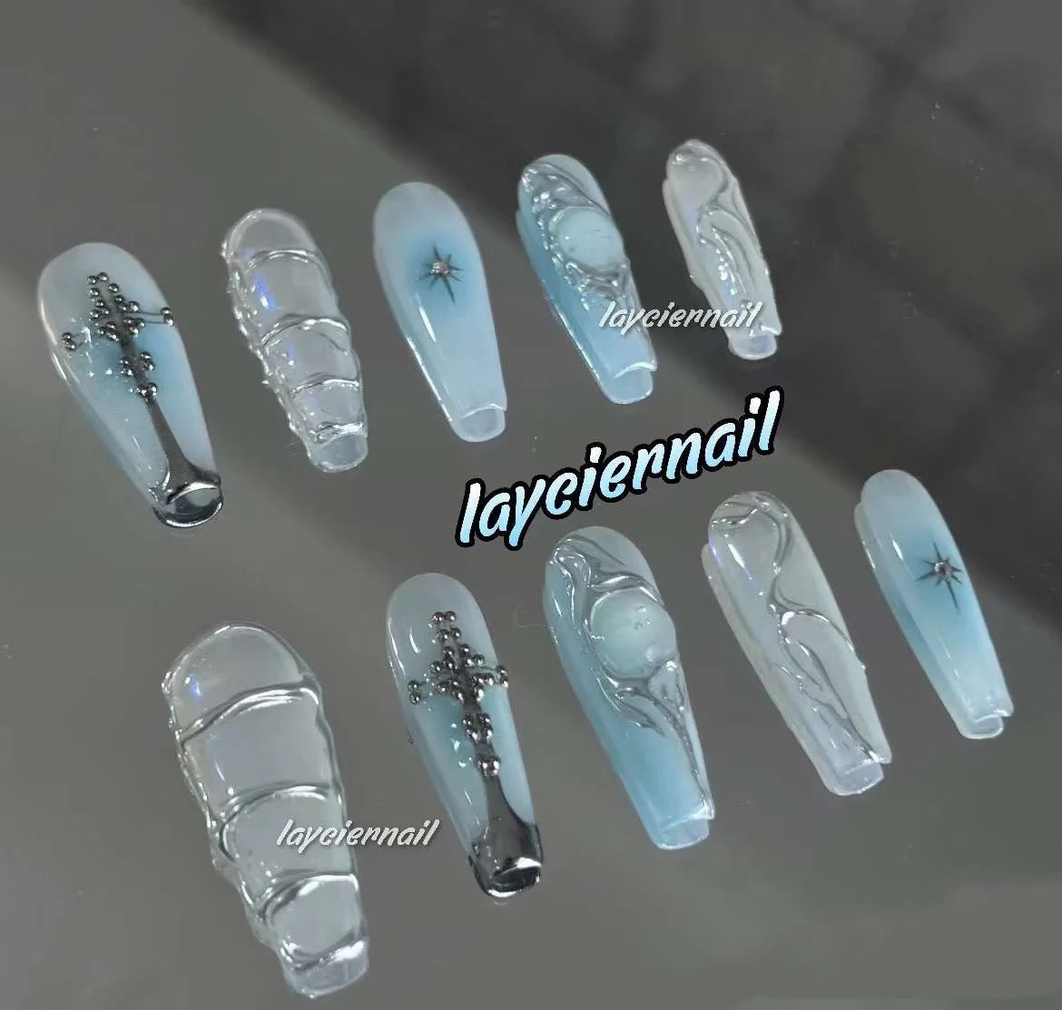 Blue Gradient Nails