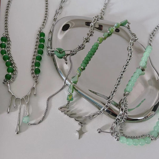 Niche design sense of a hundred with a high sense of titanium steel necklace