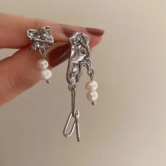Sea waves mysterious sense of asymmetric freshwater pearl tassel earrings