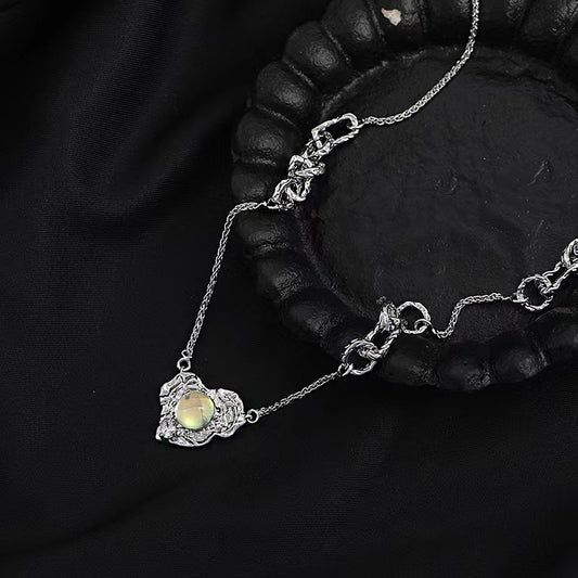Love necklace female senior sense of hip-hop cold wind sweet cool fashion versatile personality 2022 new collarbone chain tide