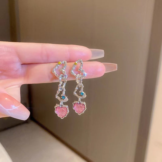 Silver needles with diamonds pleated love earrings