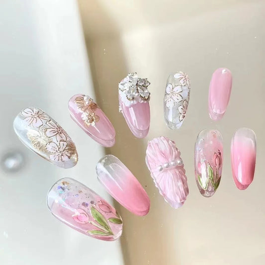 Customized nail enhancement, beautiful and affordable