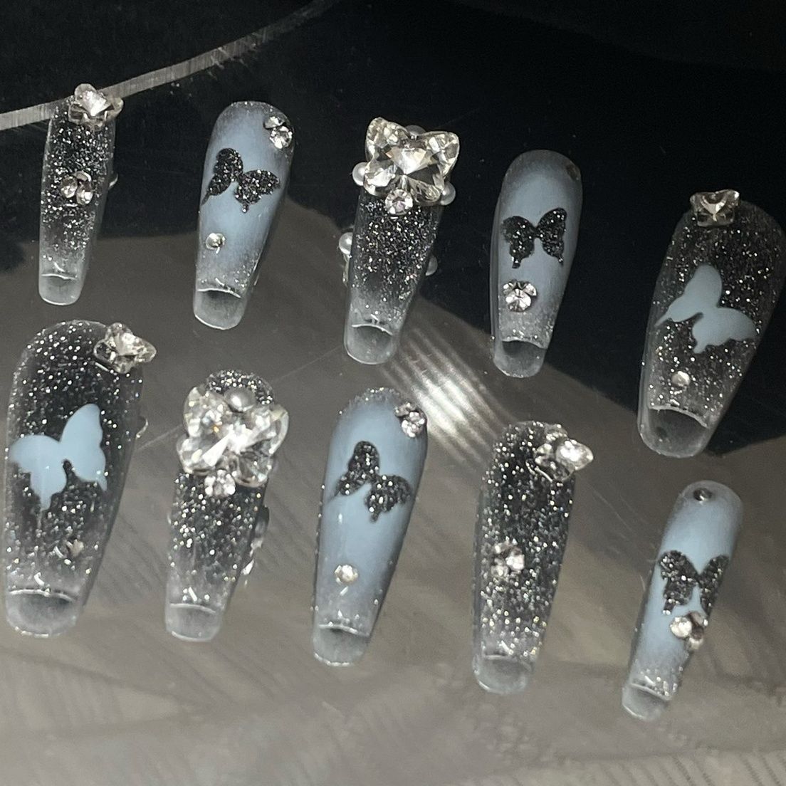 Hollow broken diamond black and blue butterfly handmade nails