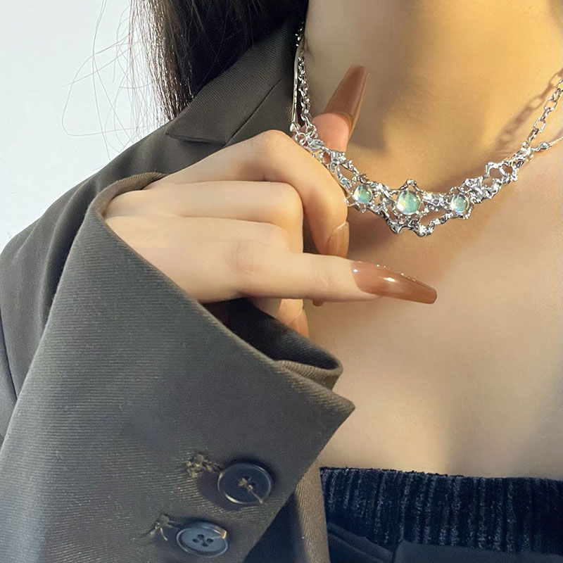 Advanced sense of collarbone chain female tide hot girl