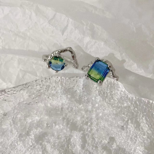 Green premium feeling metal ring