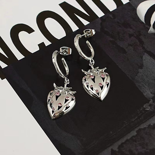 Premium sense earrings female ins metal strawberry earrings zirconia 925 silver needle earrings light luxury niche design sense earrings