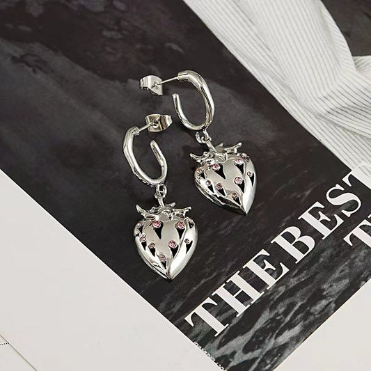 Premium sense earrings female ins metal strawberry earrings zirconia 925 silver needle earrings light luxury niche design sense earrings