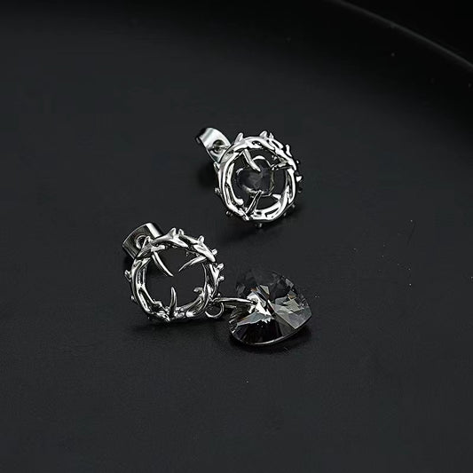 Love circle earrings female ins cold wind personality fashion asymmetric earrings 925 silver needle niche new earrings