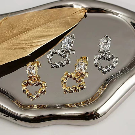 design twisted metal zircon 18k gold earrings South Korea autumn and winter hundred with earrings