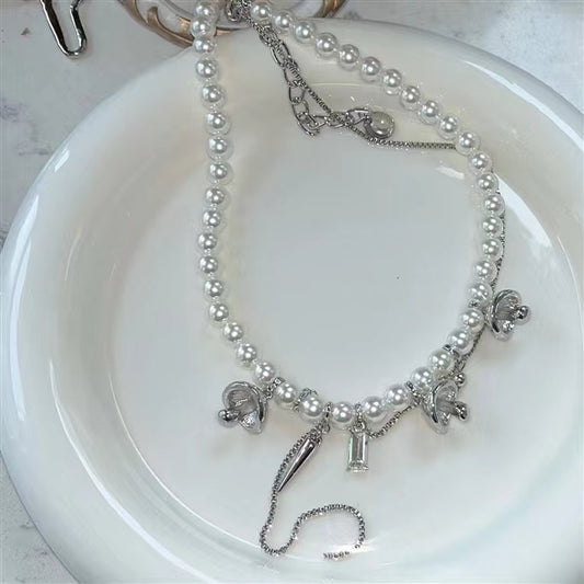 French Baroque highlight pearl chain short clavicle chain small design mushroom Bullet Pendant Necklace