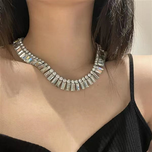 Light luxury full diamond zircon collarbone chain hip hop net red short neck chain fashion Choker female