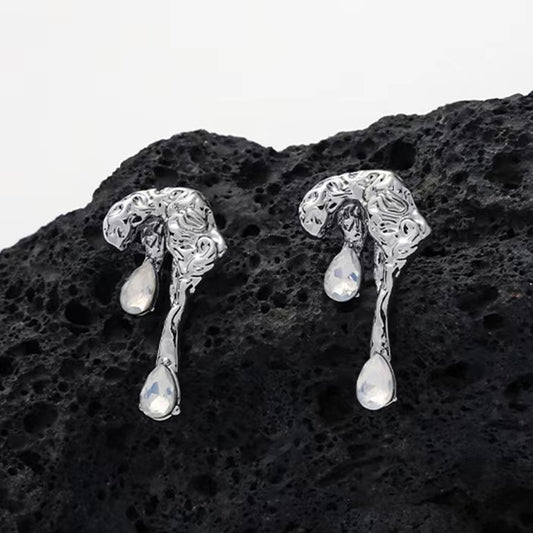 Wrinkle texture style earrings Small number design earrings High quality fashion