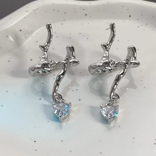 Small crowd design thorns curve love zircon 925 silver needle earrings