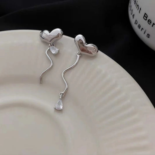 High grade delicate cool zircon love ear studs simple personality ear clip