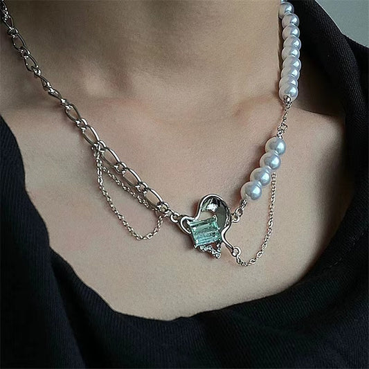 Light luxury niche mint green zirconia love pendant pearl chain