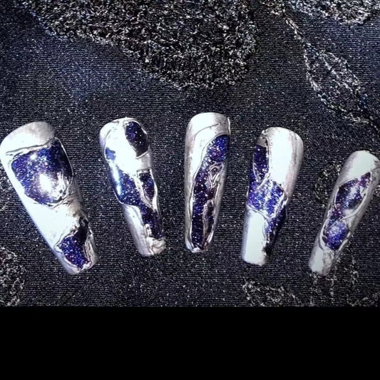 [actual] niche cyberpunk metal sense of hand-wearing armor