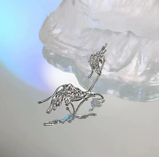Elf earrings senior sense of cold wind metal wings ear bone clip earrings one earrings niche butterfly ear hanging