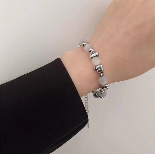 Cat's eye stone crushed bracelet