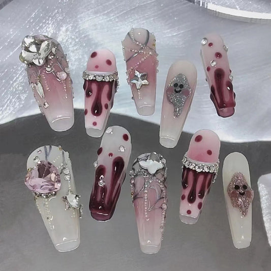 Hand customized nails